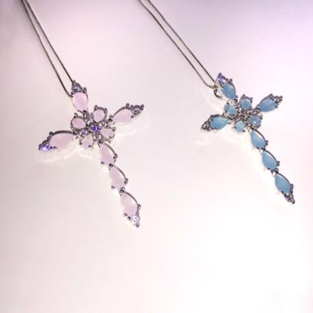 KEIRA CROSS NECKLACE || Cloudy Stone Necklace